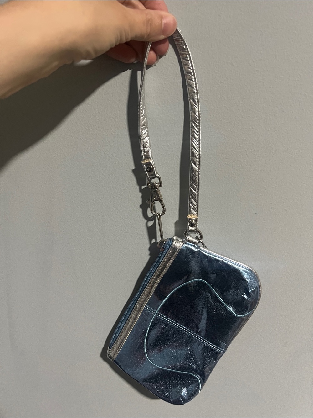 Lululemon Metallic Blue and Silver Wristlet - Picture 4 of 6